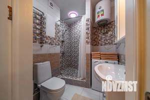 Студия квартира, посуточно, 40м2, 5/8 этаж