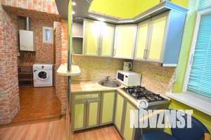 2-к квартира, посуточно, 62м2, 2/2 этаж