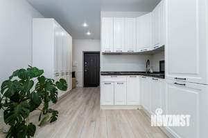 Студия квартира, посуточно, 35м2, 17/18 этаж
