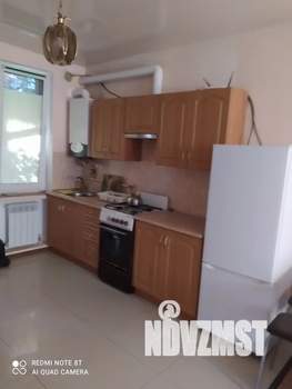 1-к квартира, посуточно, 40м2, 1/2 этаж