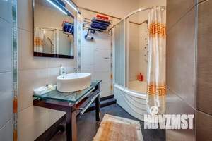 1-к квартира, посуточно, 55м2, 1/1 этаж