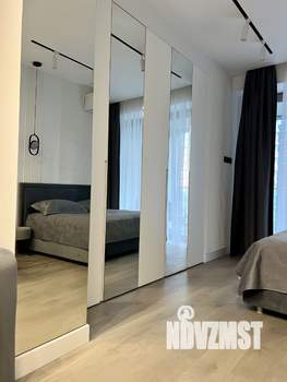 Студия квартира, посуточно, 48м2, 15/18 этаж