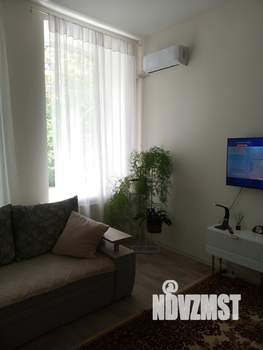 1-к квартира, посуточно, 43м2, 2/2 этаж
