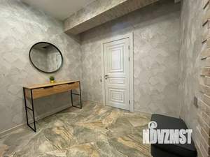 2-к квартира, посуточно, 75м2, 1/1 этаж