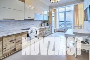 2-к квартира, посуточно, 60м2, 7/7 этаж