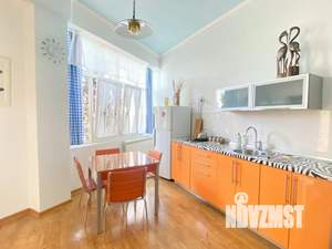 1-к квартира, посуточно, 60м2, 1/1 этаж