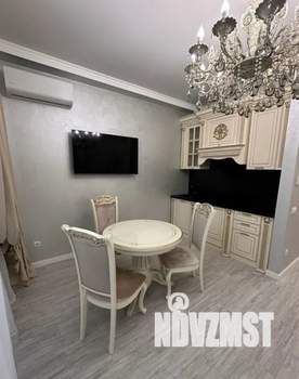 Студия квартира, посуточно, 35м2, 4/6 этаж