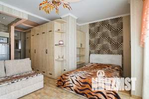 1-к квартира, посуточно, 35м2, 3/6 этаж