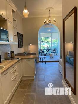 Студия квартира, посуточно, 44м2, 3/3 этаж