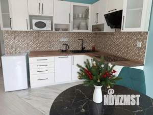 1-к квартира, посуточно, 60м2, 1/1 этаж