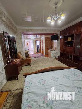 Студия квартира, посуточно, 32м2, 2/4 этаж