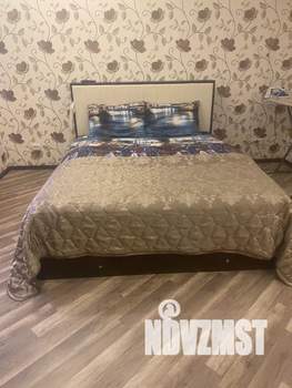 Студия квартира, посуточно, 35м2, 1/2 этаж
