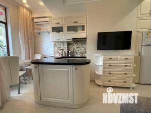 1-к квартира, посуточно, 35м2, 7/16 этаж