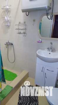 2-к квартира, посуточно, 40м2, 2/4 этаж