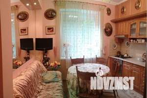 2-к квартира, посуточно, 55м2, 2/4 этаж