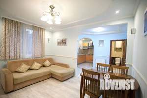 1-к квартира, посуточно, 60м2, 1/1 этаж