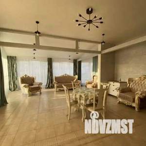 3-к квартира, посуточно, 80м2, 1/1 этаж