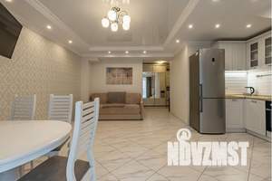 2-к квартира, посуточно, 66м2, 1/7 этаж