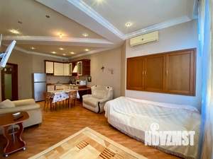 1-к квартира, посуточно, 52м2, 4/9 этаж