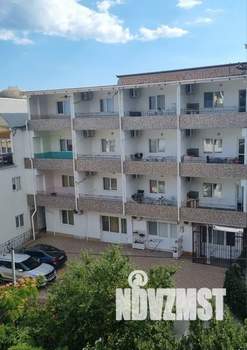 Студия квартира, посуточно, 30м2, 1/4 этаж