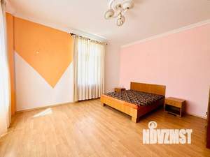 3-к квартира, посуточно, 100м2, 3/3 этаж