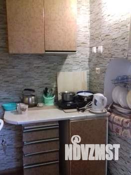 1-к квартира, посуточно, 30м2, 1/2 этаж