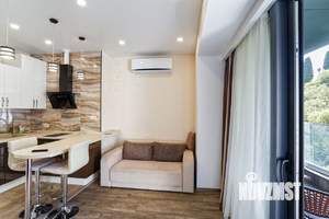 Студия квартира, посуточно, 45м2, 8/20 этаж