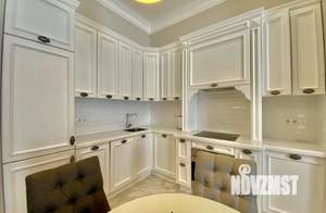 Студия квартира, посуточно, 48м2, 2/12 этаж