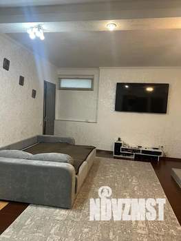 Студия квартира, посуточно, 48м2, 1/2 этаж