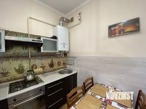 1-к квартира, посуточно, 40м2, 1/2 этаж
