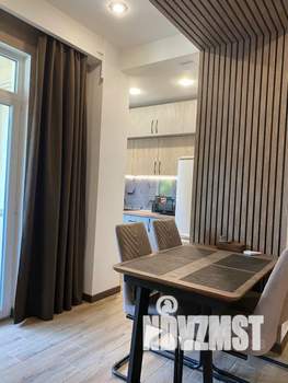 3-к квартира, посуточно, 76м2, 2/8 этаж