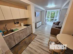 Студия квартира, посуточно, 40м2, 1/3 этаж