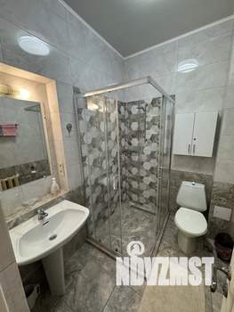 1-к квартира, посуточно, 40м2, 1/2 этаж