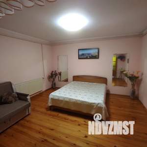 2-к квартира, посуточно, 60м2, 1/2 этаж