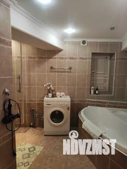 2-к квартира, посуточно, 80м2, 1/2 этаж