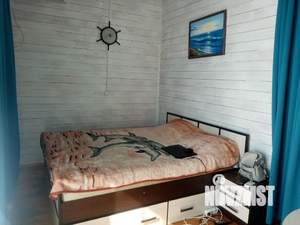 Студия квартира, посуточно, 40м2, 2/9 этаж