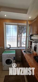 1-к квартира, посуточно, 27м2, 1/2 этаж