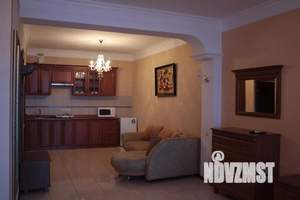 1-к квартира, посуточно, 50м2, 1/7 этаж