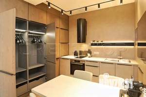 1-к квартира, посуточно, 50м2, 10/18 этаж