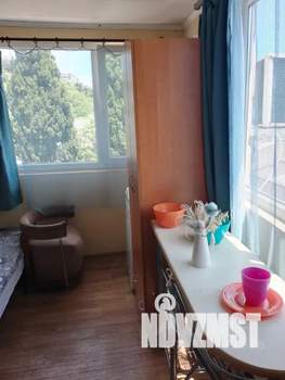 Студия квартира, посуточно, 18м2, 3/3 этаж