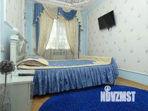 2-к квартира, посуточно, 50м2, 1/2 этаж