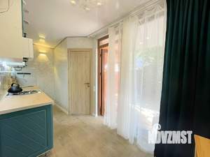 Студия квартира, посуточно, 32м2, 1/2 этаж