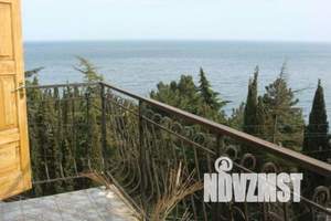 2-к квартира, посуточно, 100м2, 3/3 этаж