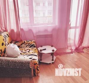 1-к квартира, посуточно, 32м2, 4/4 этаж