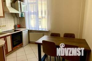 2-к квартира, посуточно, 72м2, 4/10 этаж