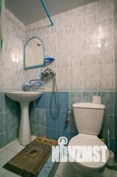 Студия квартира, посуточно, 40м2, 2/2 этаж