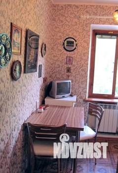 2-к квартира, посуточно, 46м2, 4/4 этаж