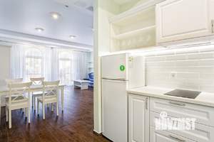 1-к квартира, посуточно, 51м2, 6/9 этаж