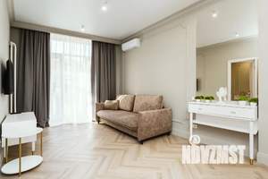 2-к квартира, посуточно, 73м2, 2/9 этаж