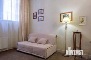 Студия квартира, посуточно, 35м2, 1/14 этаж
